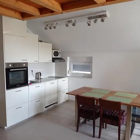 Lavanda Apartment *